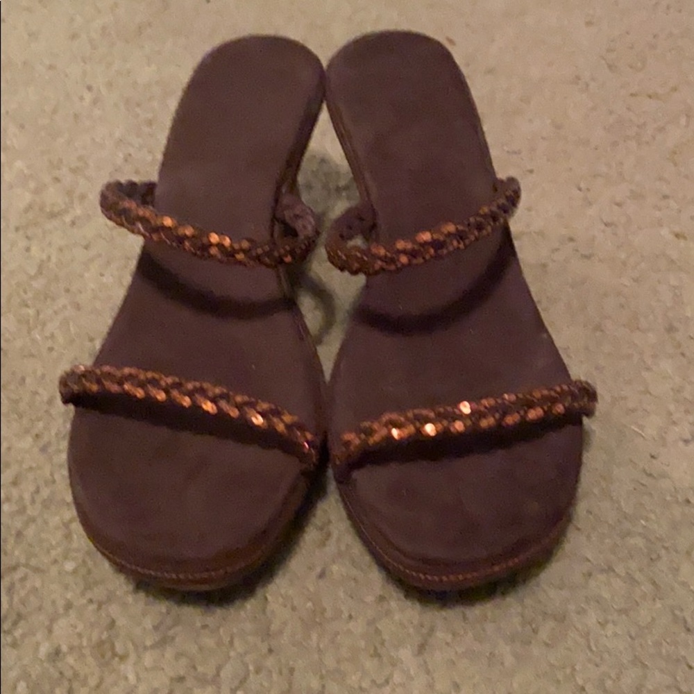 Women’s shoes